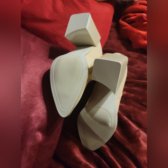 NIB  BACK ZIP BOOTIES SLIP ON CHUNKY HEEL POINTED CASUAL BOHO 6.5 3.25 HE… - Picture 7 of 12